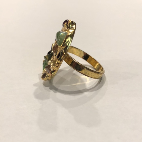 Ring, size 8 - Picture 3 of 5